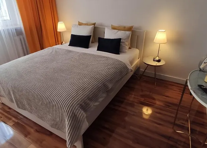 Comfortable Studio Old Town/New City